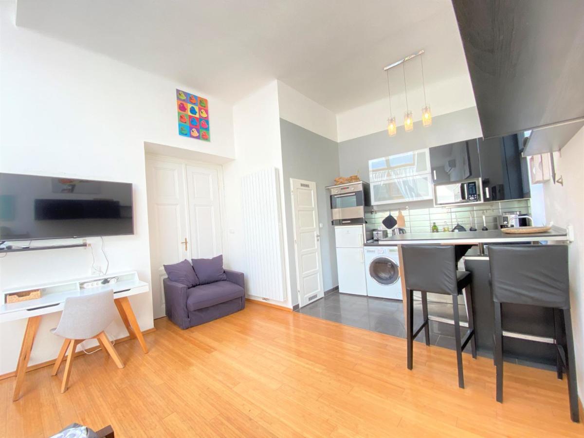 Black Eagle Apartments 布拉格 外观 照片