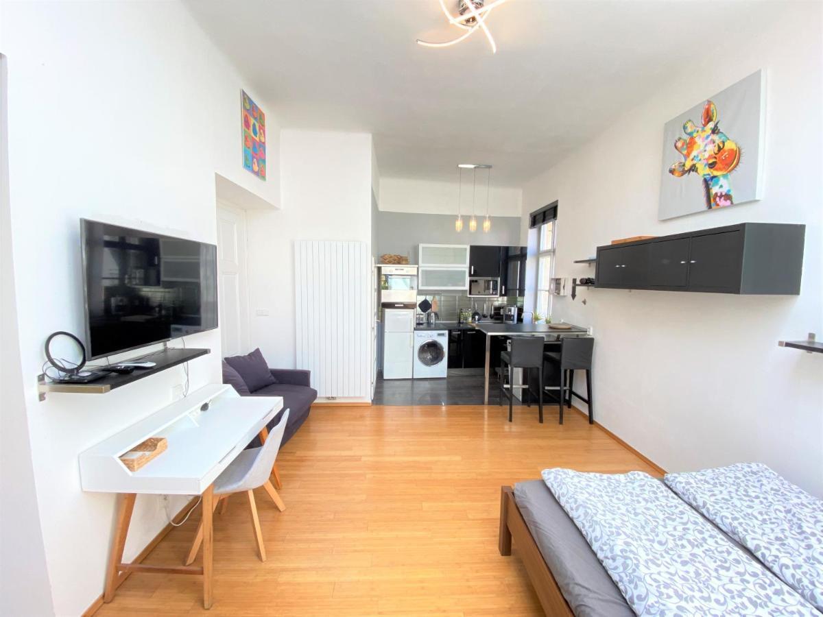 Black Eagle Apartments 布拉格 外观 照片
