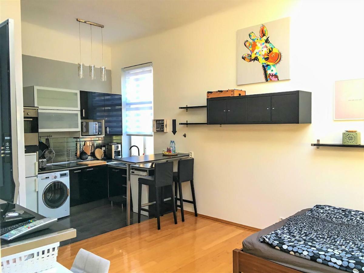 Black Eagle Apartments 布拉格 外观 照片